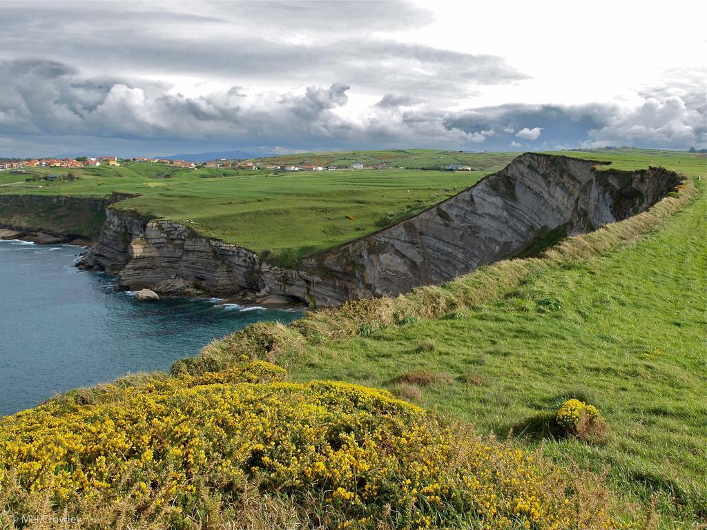 Hospedaje Luciano Suances Bagian luar foto
