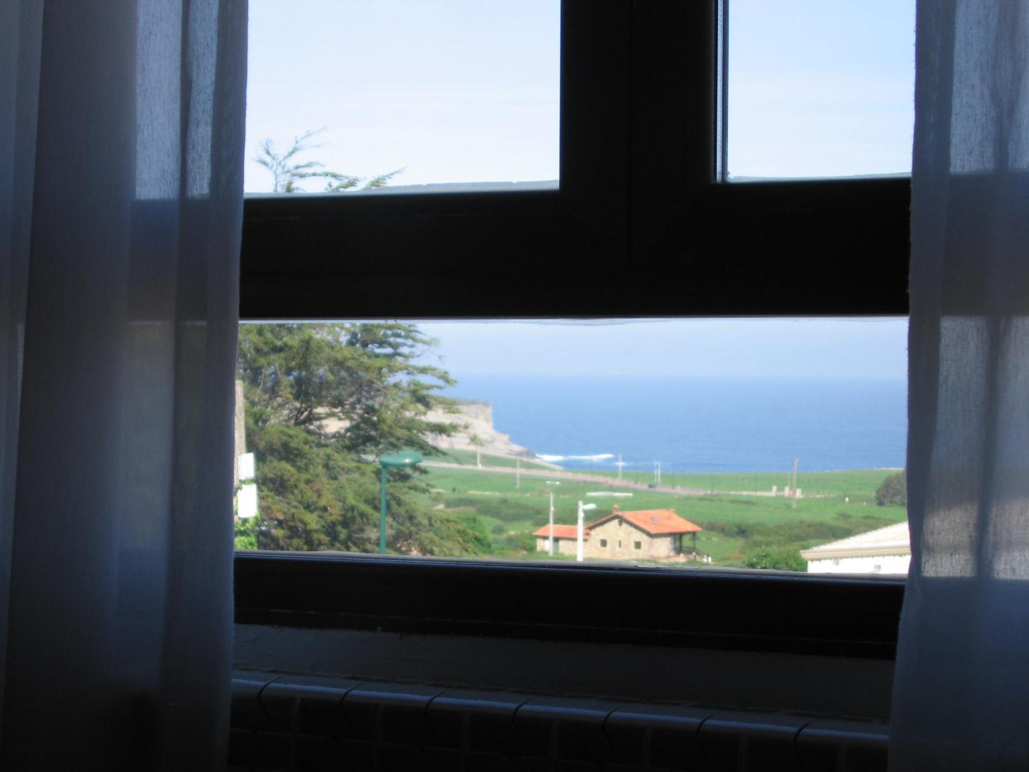 Hospedaje Luciano Suances Bagian luar foto