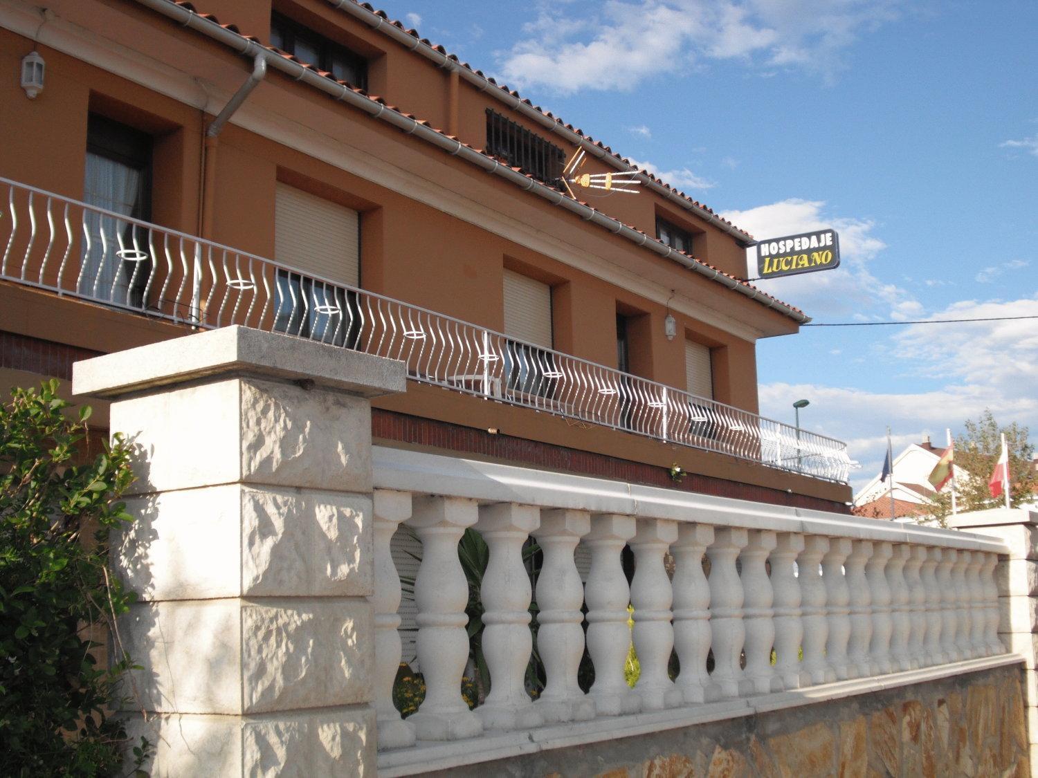 Hospedaje Luciano Suances Bagian luar foto